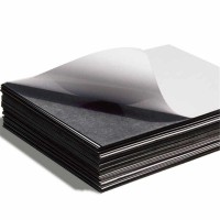 Folie magnetica autoadeziva 10x15 (4R) grosime 1mm Folie magnetica autoadeziva 10x15 (4R) grosime 1mm